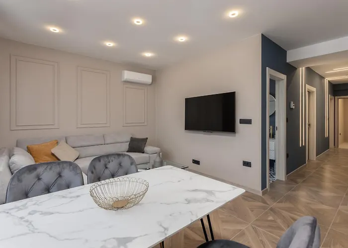 Adastra With Private Parking And Floor Heating Rijeka