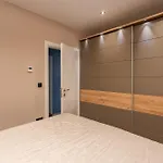 Adastra With Private Parking And Floor Heating *